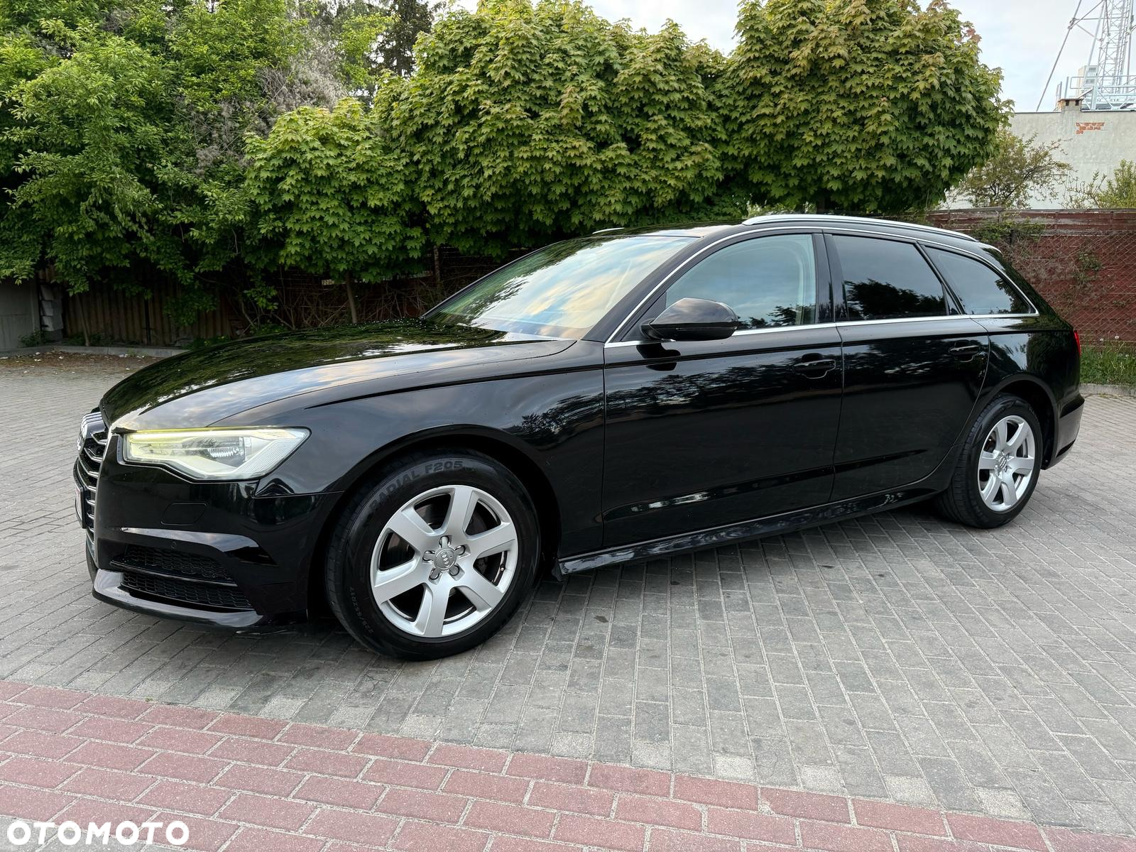 Audi A6 Avant 2.0 TDI DPF multitronic sport selection - 2