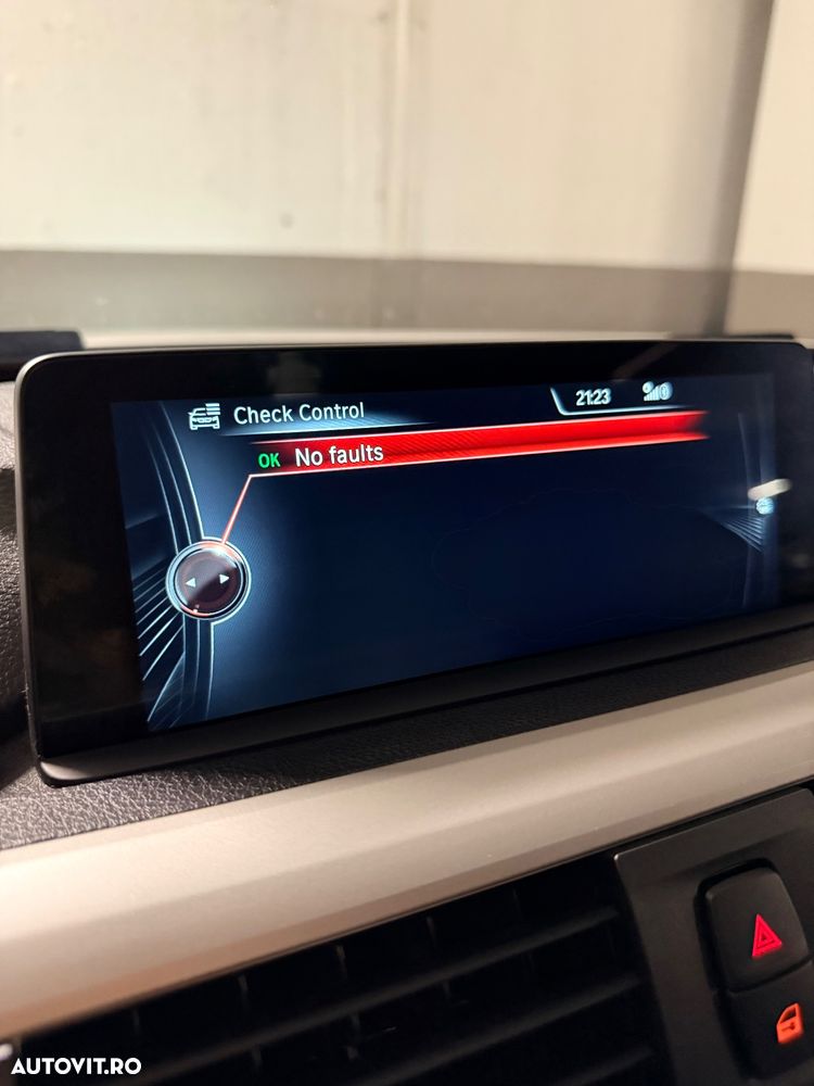 BMW Seria 3 318i Aut. Advantage - 16