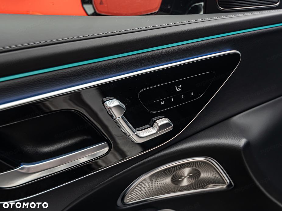 Mercedes-Benz Klasa E 220 d mHEV 4-Matic AMG 9G-Tronic - 17