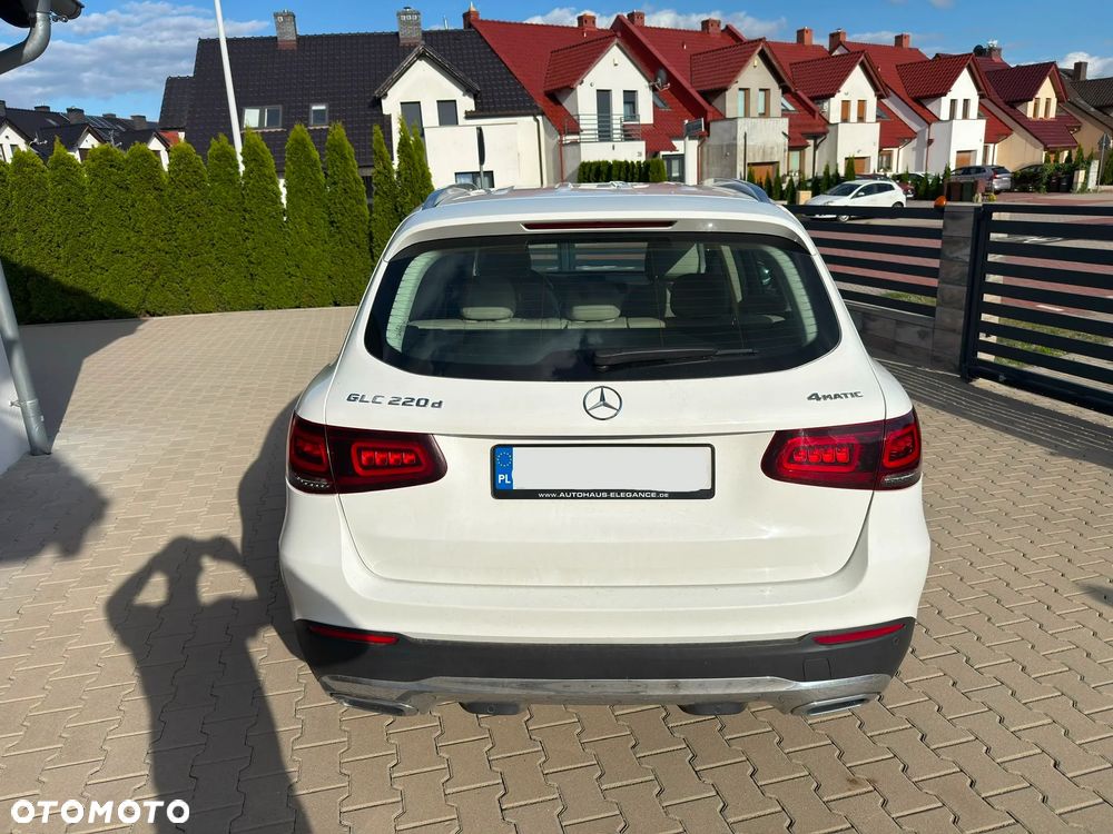 Mercedes-Benz GLC 220 d 4Matic 9G-TRONIC - 5