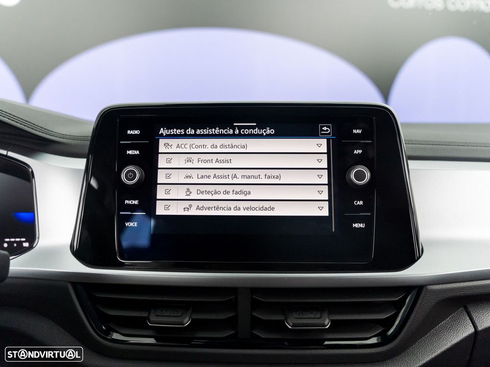 VW T-Roc 1.0 TSI Urban - 32