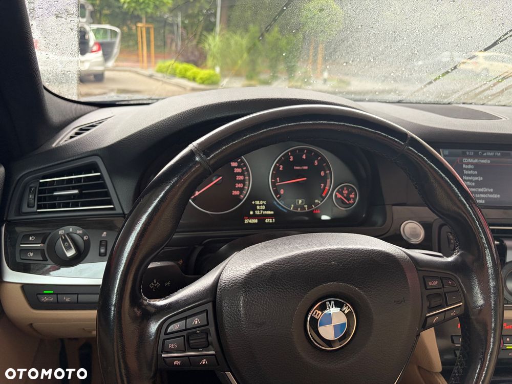BMW Seria 5 535i Sport-Aut - 14