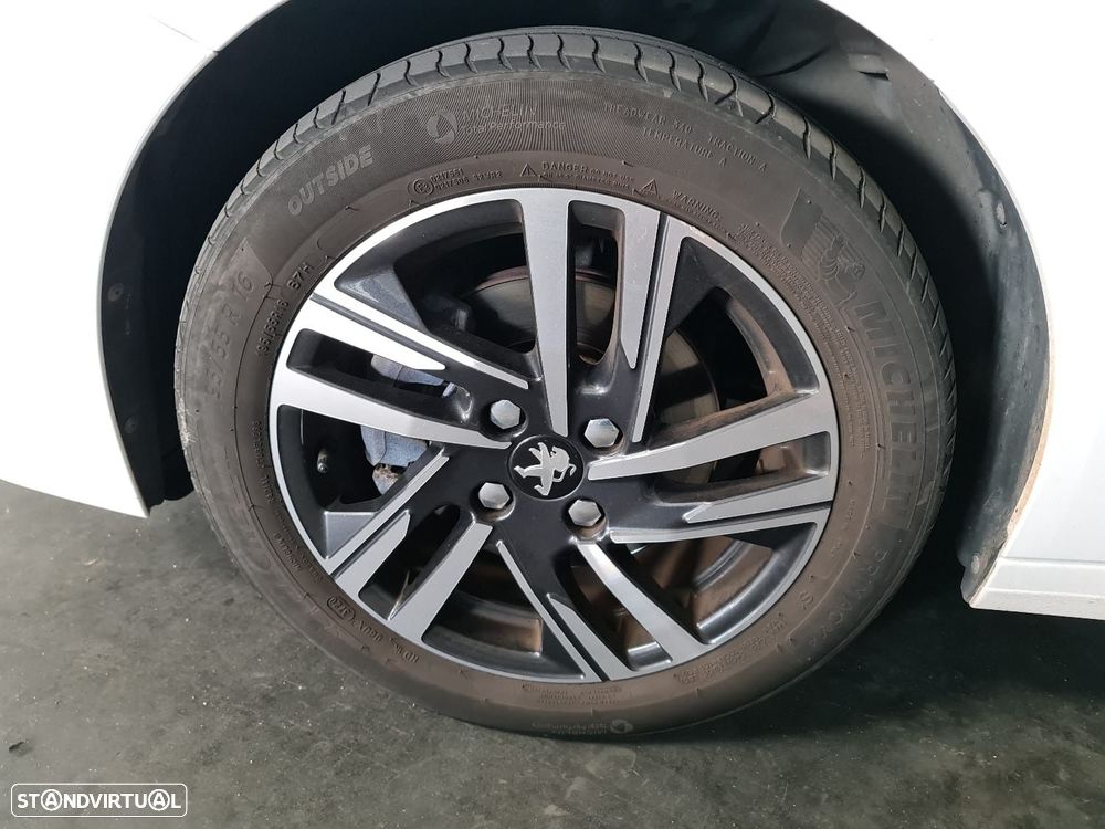 Peugeot 208 1.5 BlueHDi Allure - 13