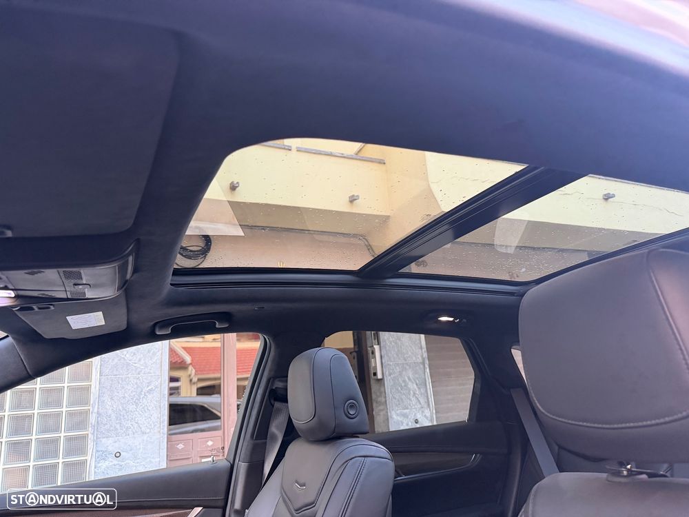 Cadillac XT5 - 8