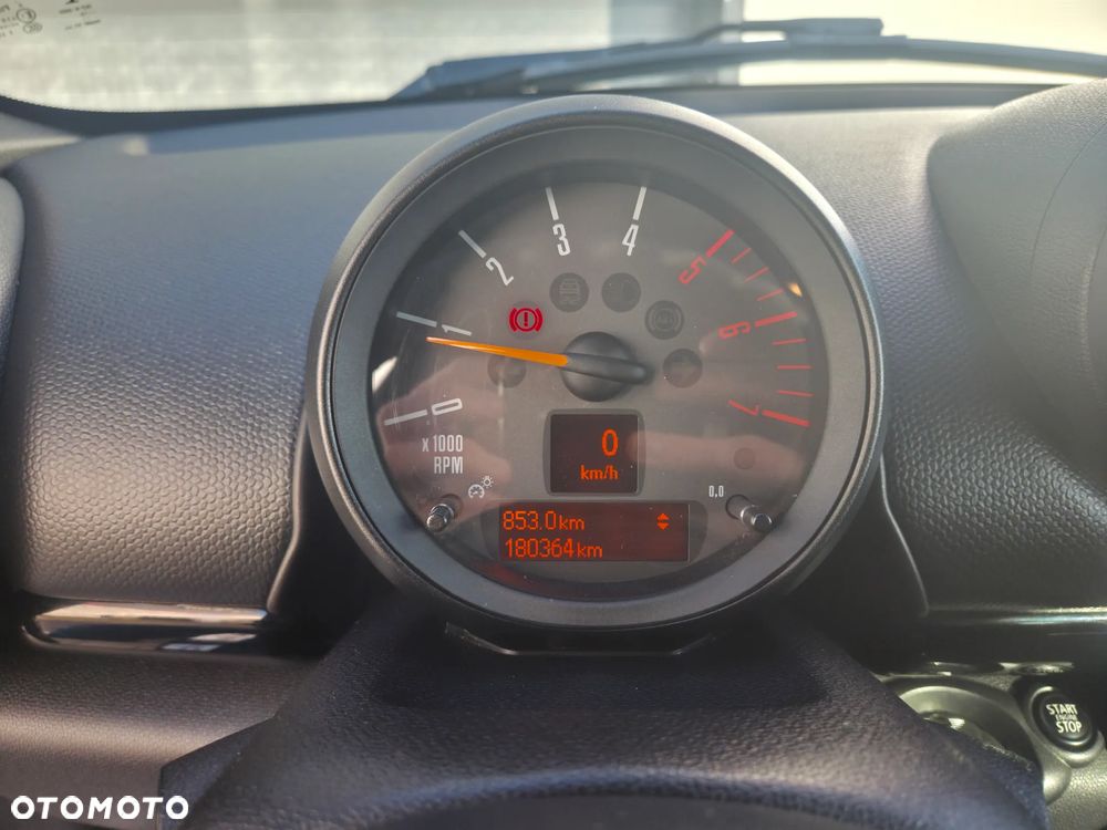 MINI Countryman Cooper SD ALL4 - 31