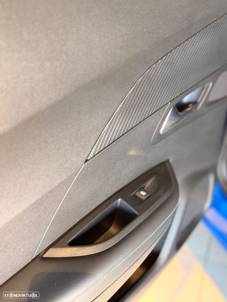 Peugeot 2008 1.2 PureTech Allure Pack - 40