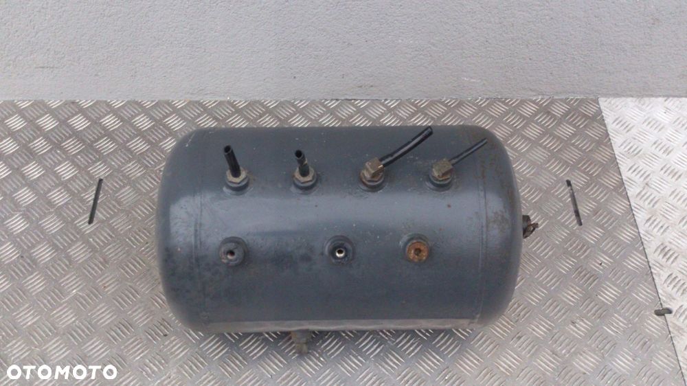 BUTLA ZBIORNIK POWIETRZA DAF XF 106 EURO 6 - 2