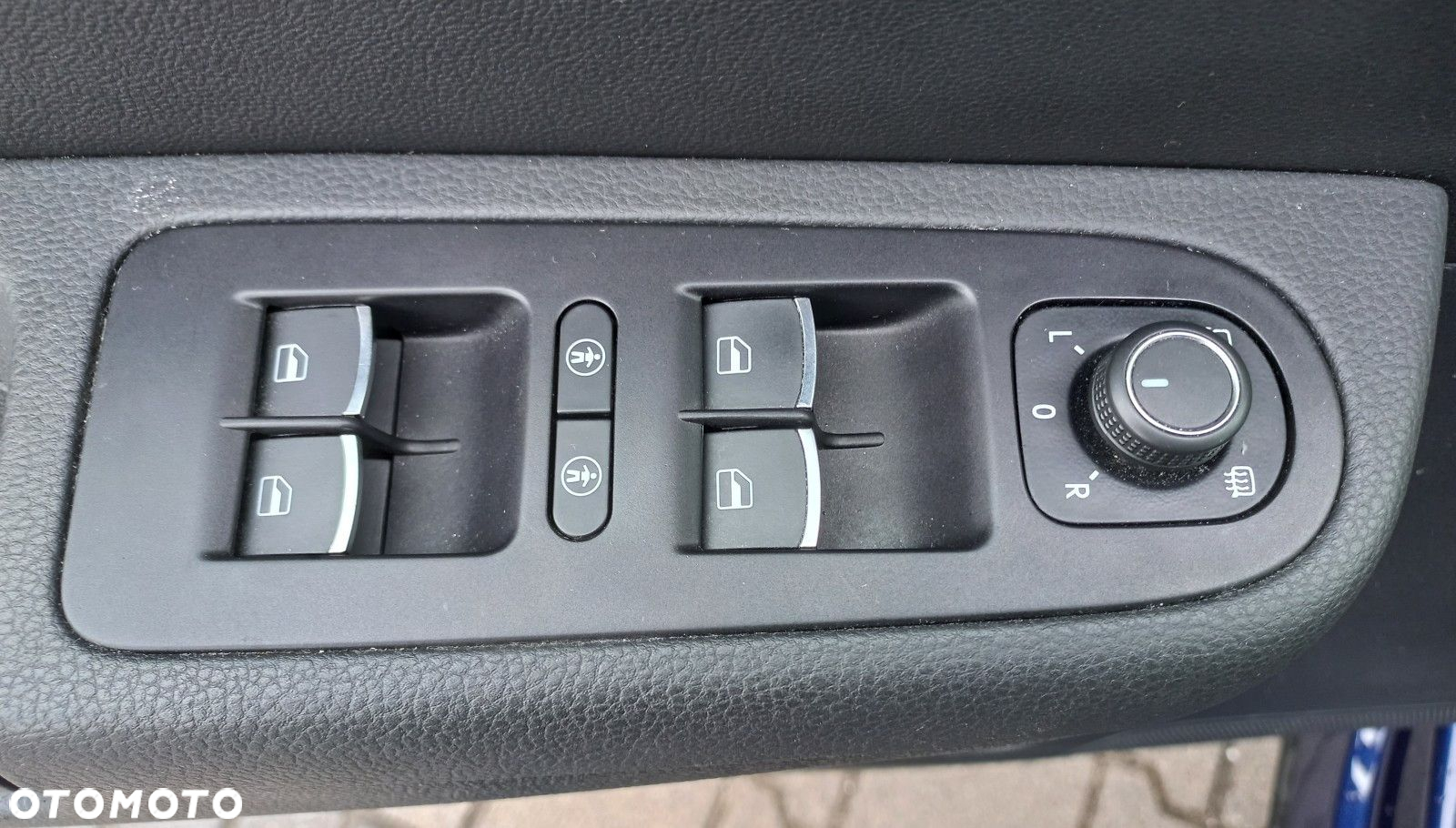 Volkswagen Sharan - 24