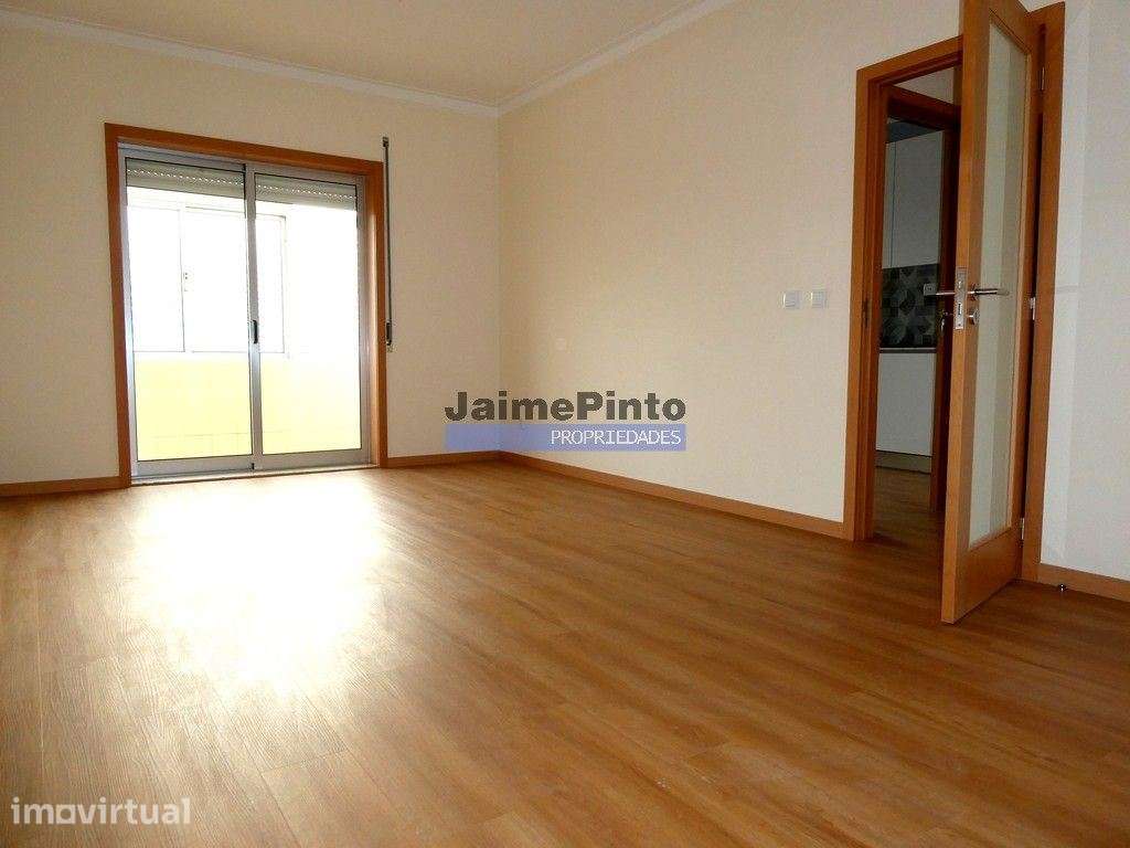 Arrenda-se Apartamento T2  Rio Tinto, Gondomar, Portugal. - Grande imagem: 5/10