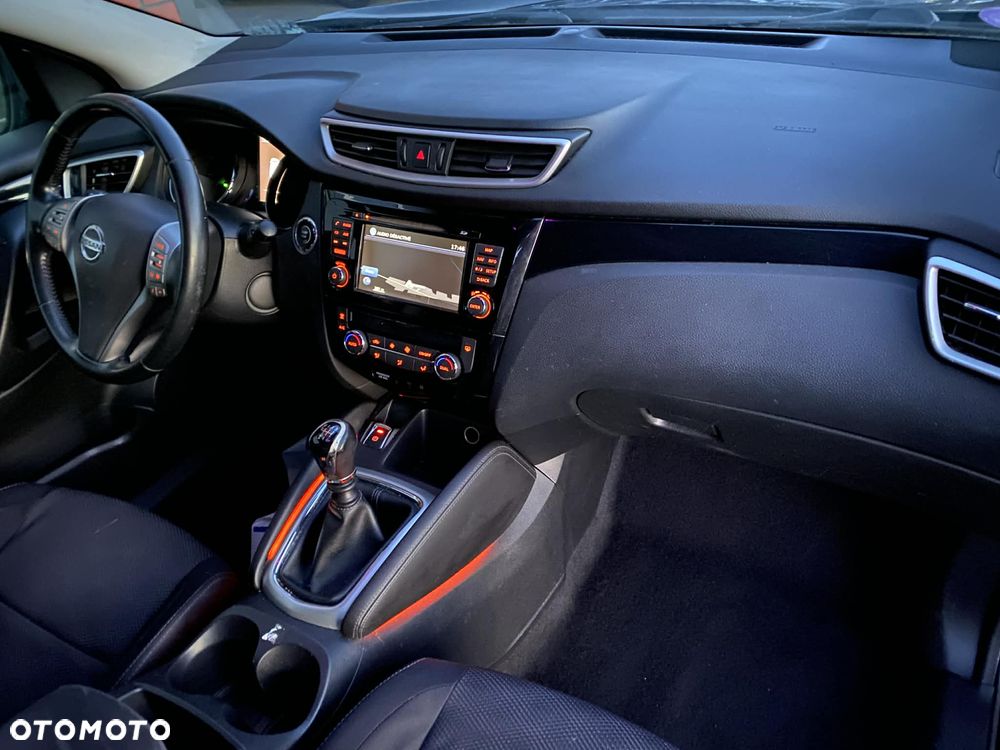 Nissan Qashqai 1.2 DIG-T N-Connecta - 10