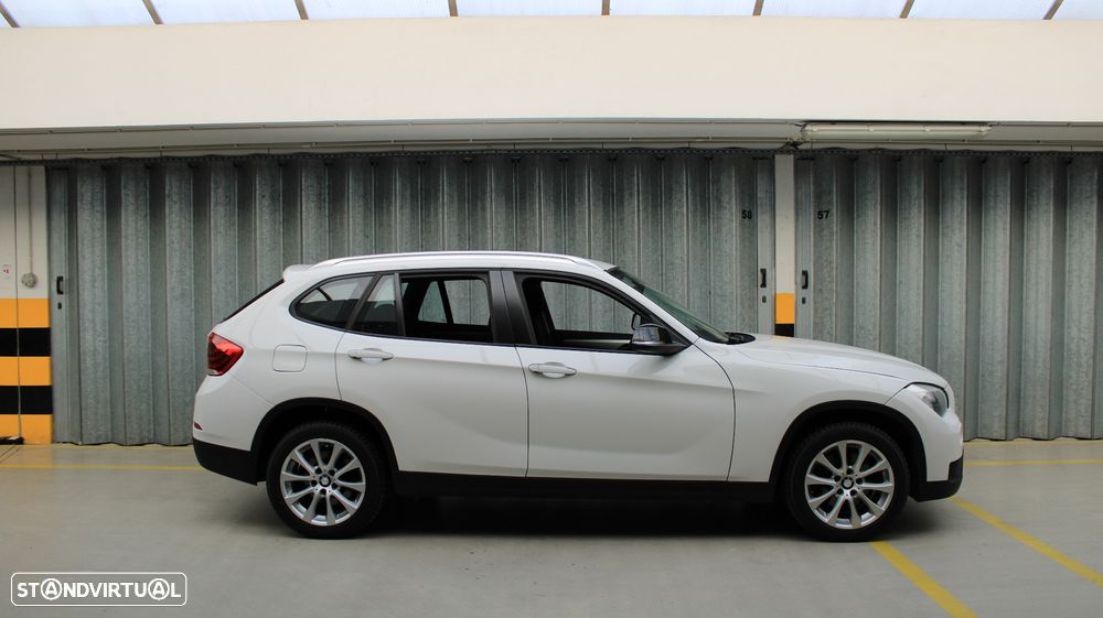 BMW X1 sDrive18d Sport Line - 7