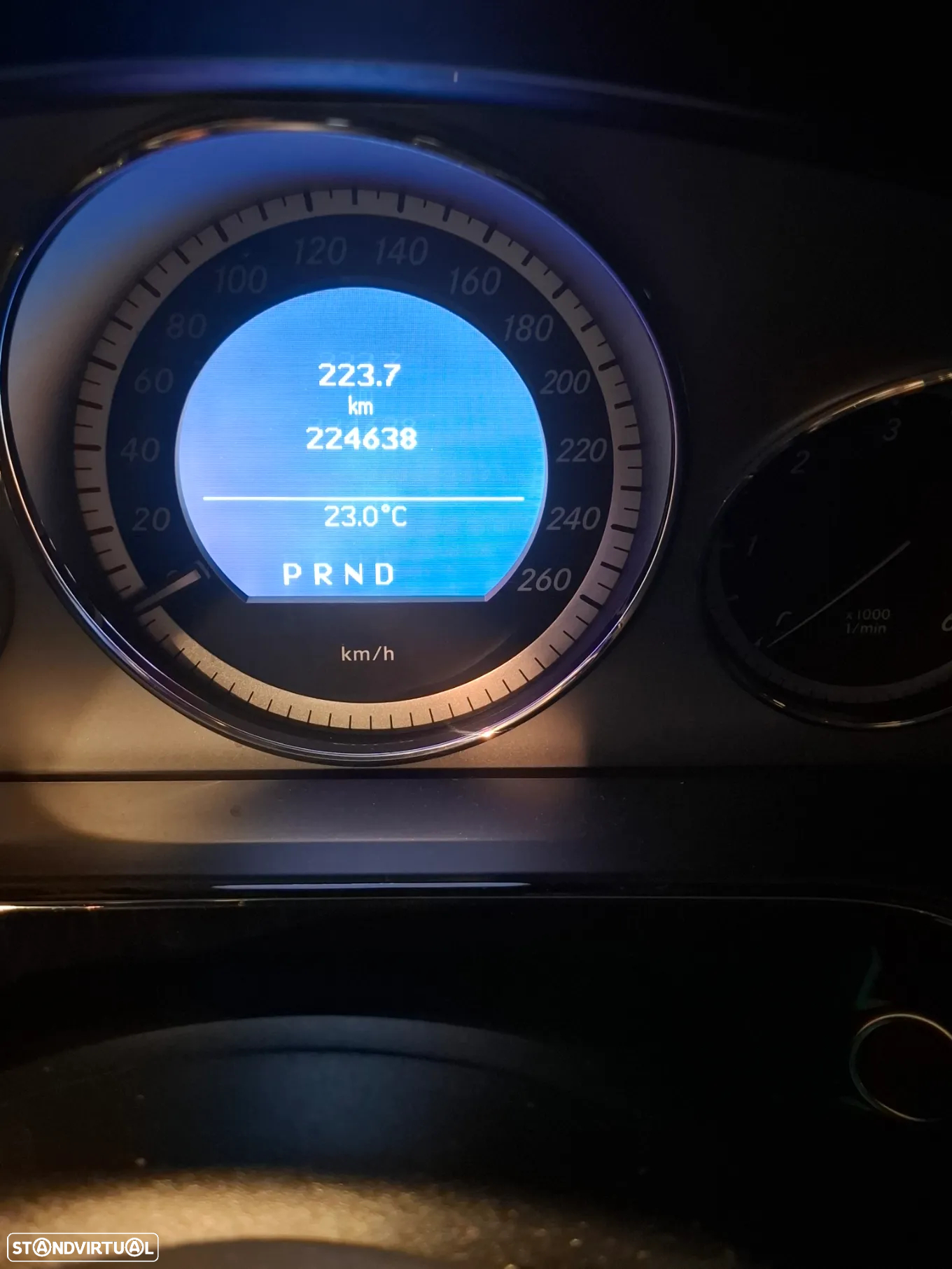 Mercedes-Benz E 250 CDi Avantgarde BlueEfficiency Auto. - 2