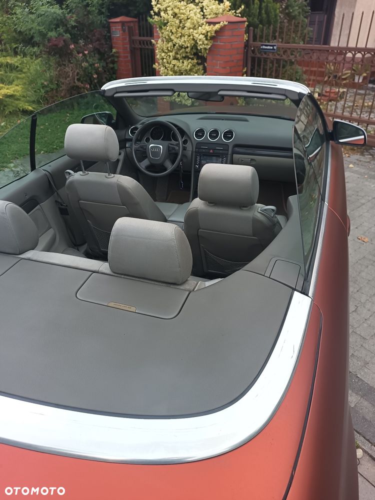 Audi A4 Cabrio 2.4 Multitronic - 6