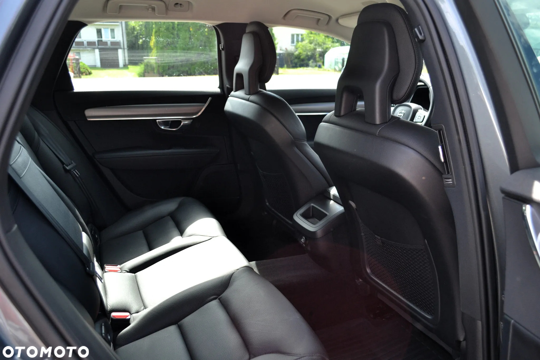 Volvo V90 D4 Geartronic Momentum - 10
