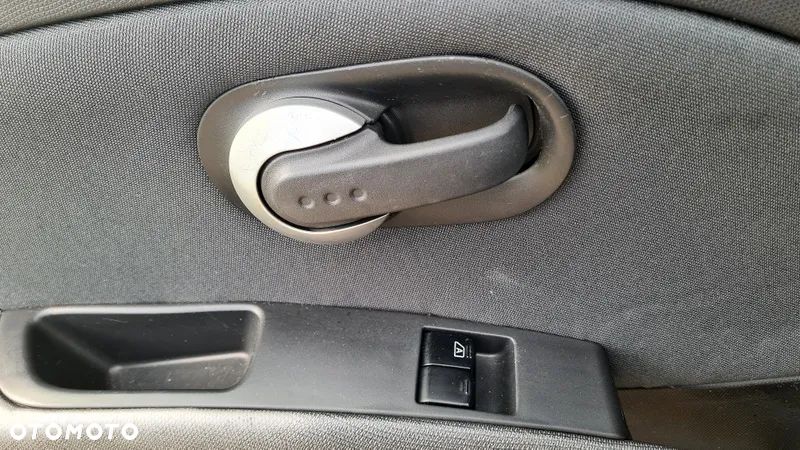 Nissan Micra 1.6 160SR - 19