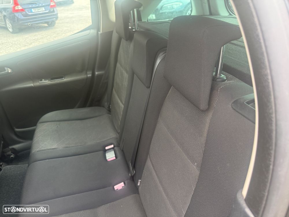 Peugeot 207 SW 1.4 Sport - 19