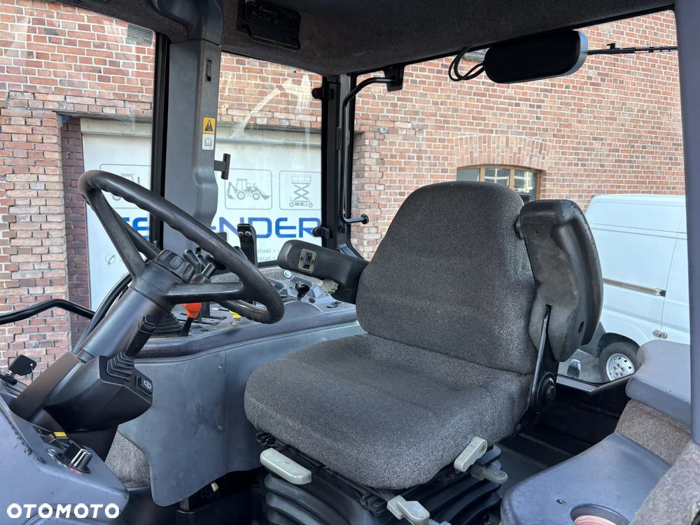 New Holland 8870 - 27