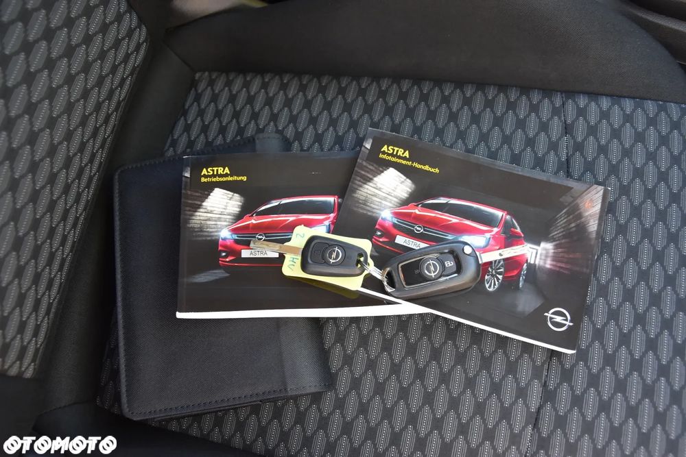 Opel Astra 1.4 Turbo Edition - 22