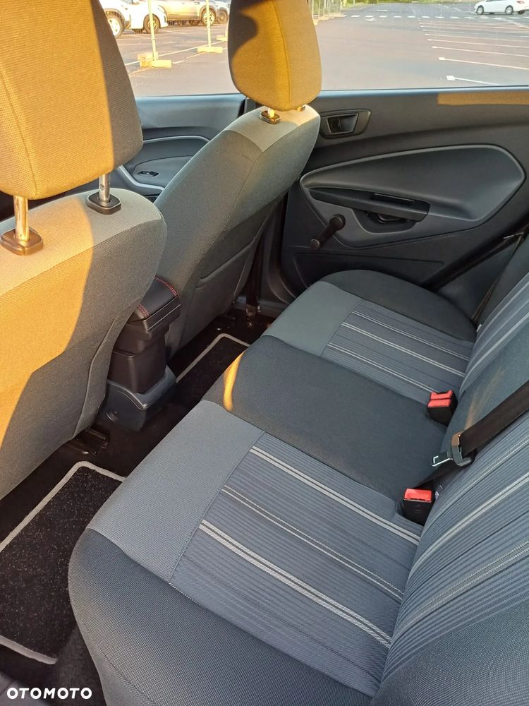 Ford Fiesta 1.25 Ambiente - 10