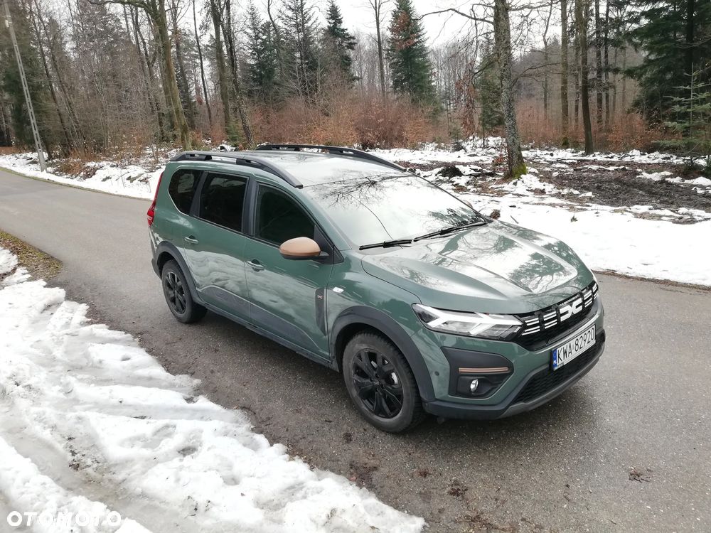Dacia Jogger 1.6 Full Hybrid 140 Extreme MMT - 10