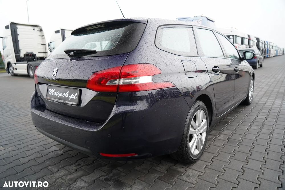 Peugeot 308 1.5 BlueHDi FAP STT EAT8 Active - 11