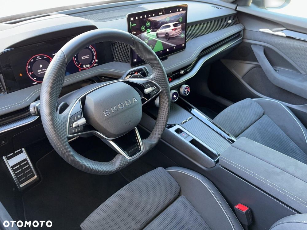 Skoda Superb 2.0 TDI SCR 4x4 Sportline DSG - 16