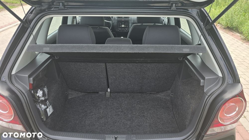 Volkswagen Polo - 8