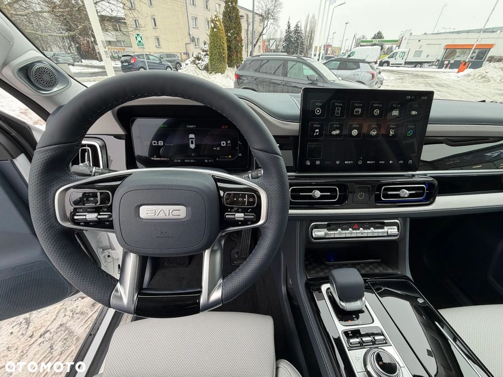 BAIC BJ60 mHEV Flagship 4x4 - 30