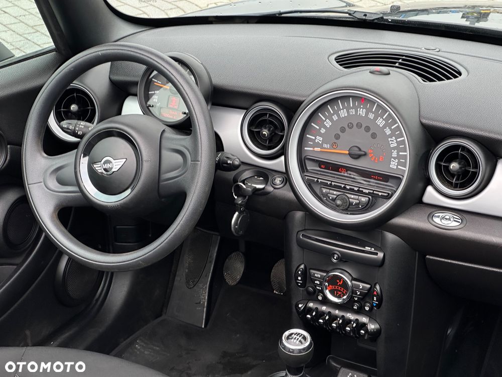 MINI Cooper Highgate - 8