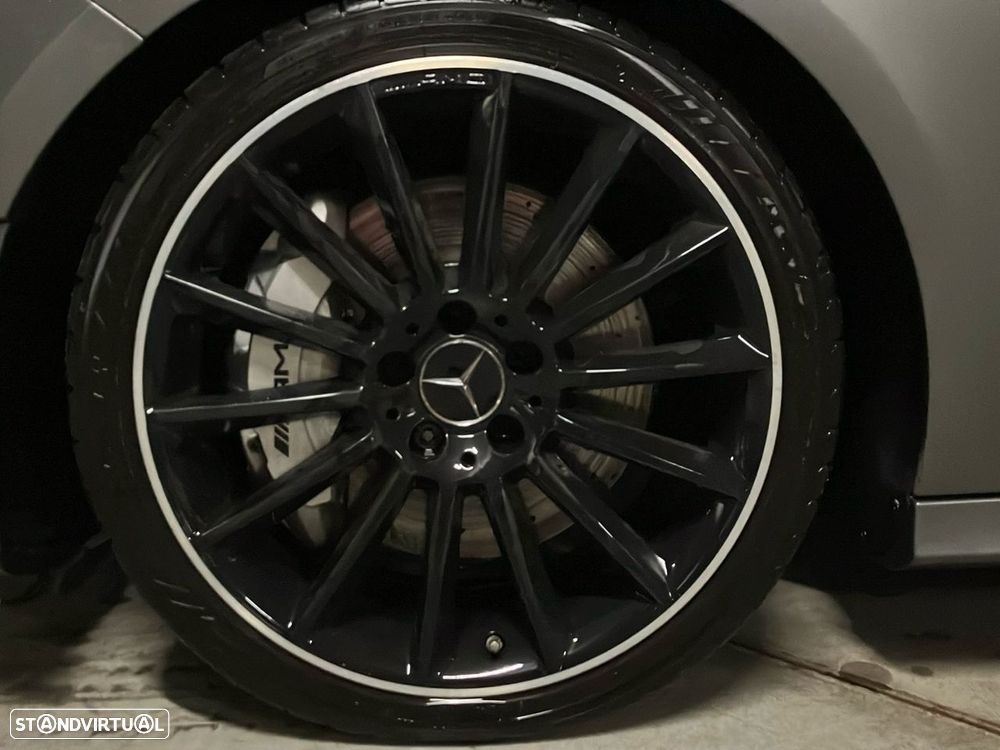 Mercedes-Benz A 35 AMG - 9