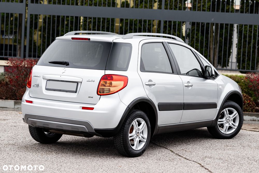Suzuki SX4 1.6 VVT 4x4 Comfort - 13
