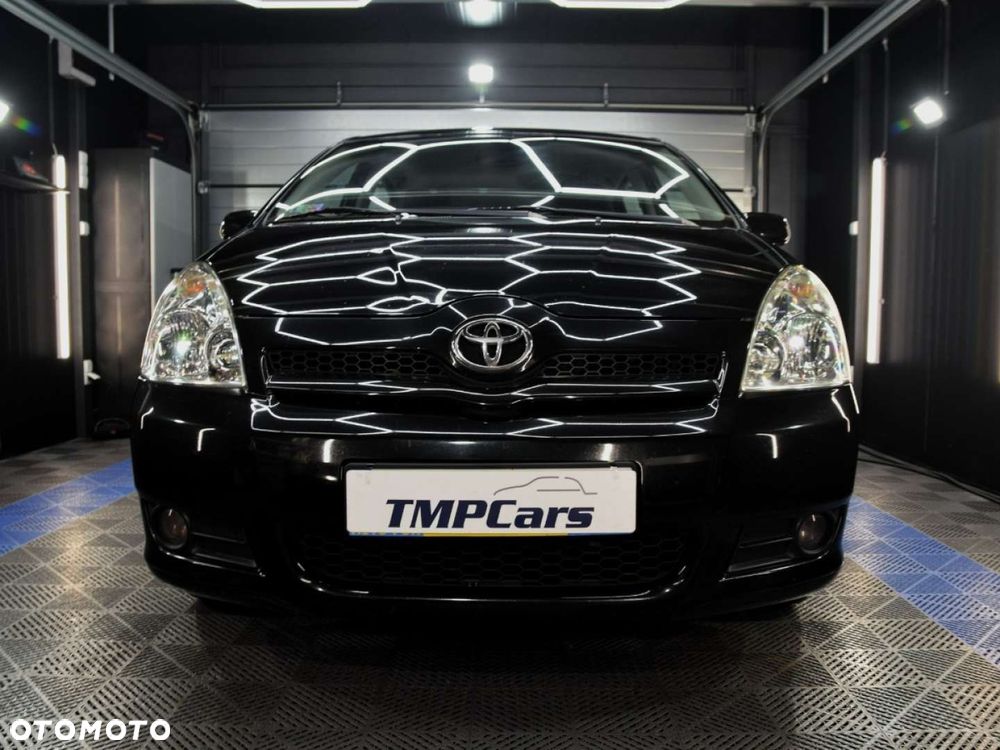 Toyota Corolla Verso - 9