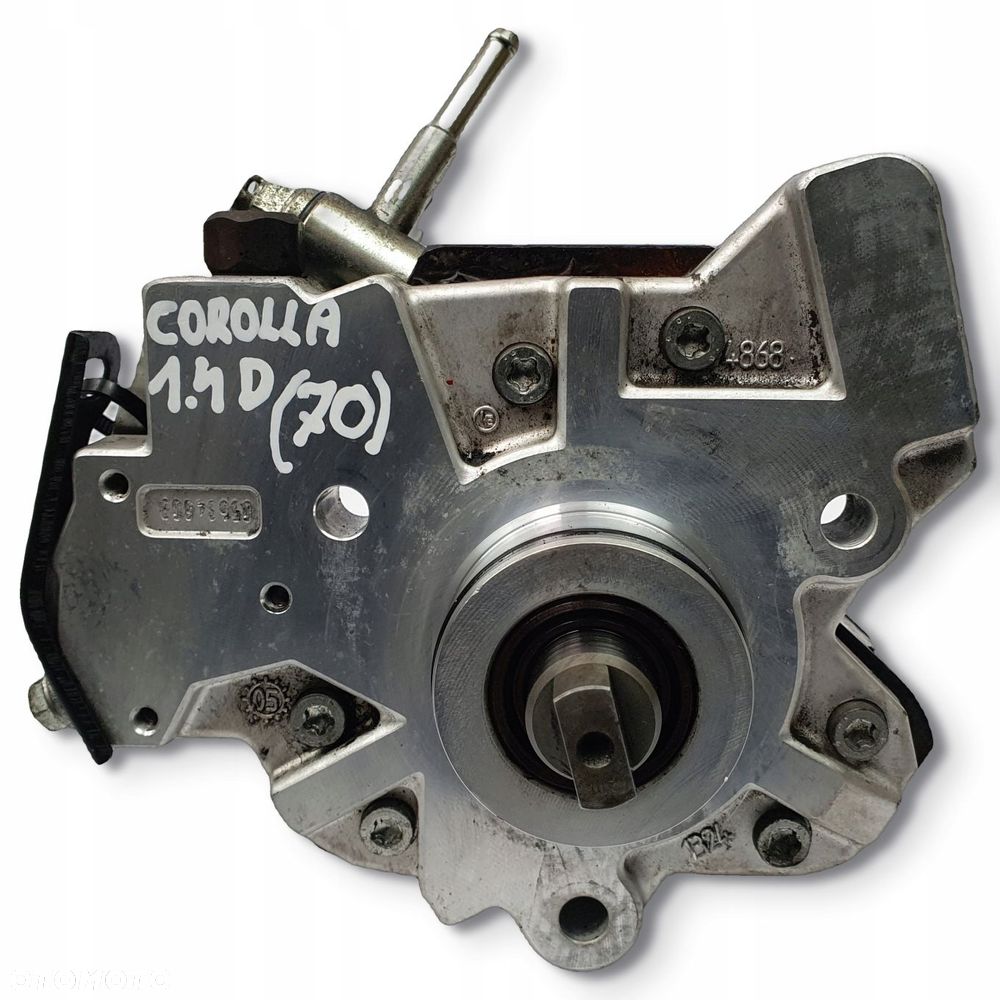 POMPA WTRYSKOWA Toyota Auris Corolla Yaris 1.4 D4D 22100-33040 - 2