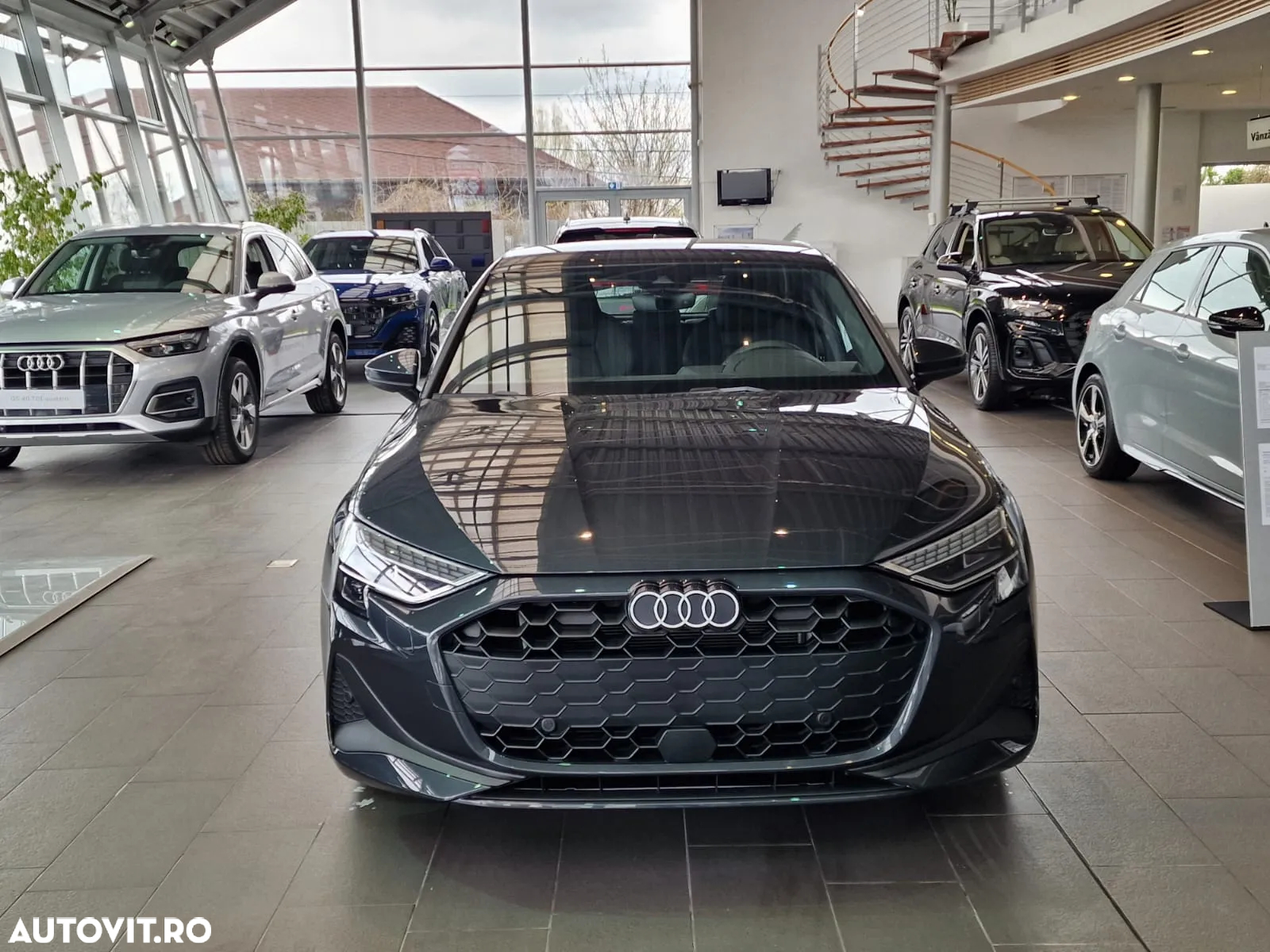Audi A3 35 TFSI S tronic MHEV Basic - 3