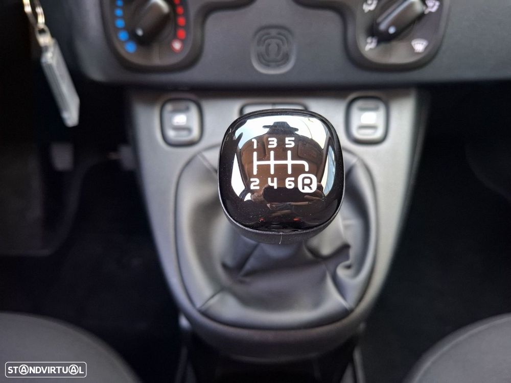 Fiat Panda 1.0 Hybrid City Cross - 19