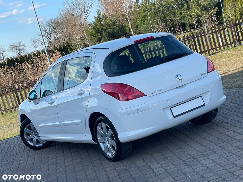 Peugeot 308 - 4