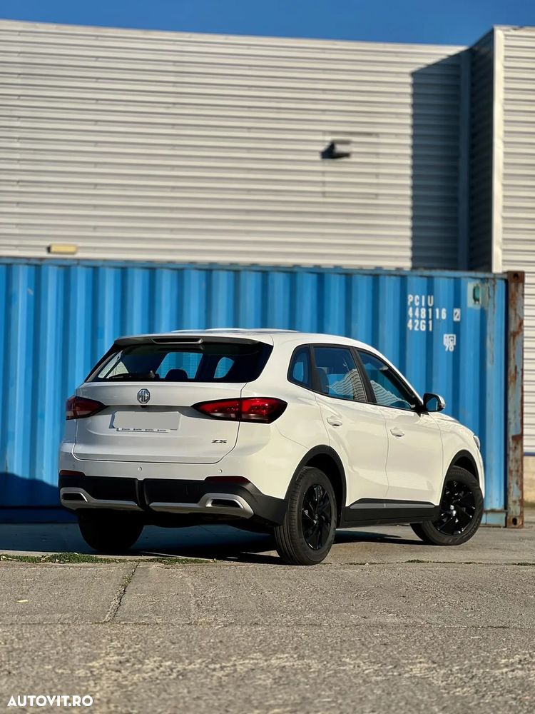 MG ZS ICE 1.5 Standard - 4