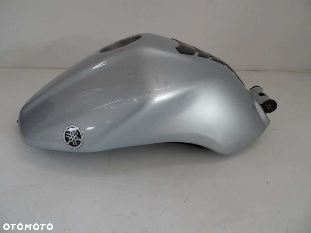 YAMAHA FZS 600 zbiornik paliwa bak - 6