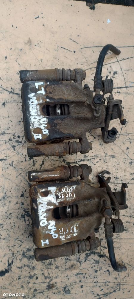 VOLVO V40 S40 I 1,8 16V zacisk jarzmo przód tył - 2