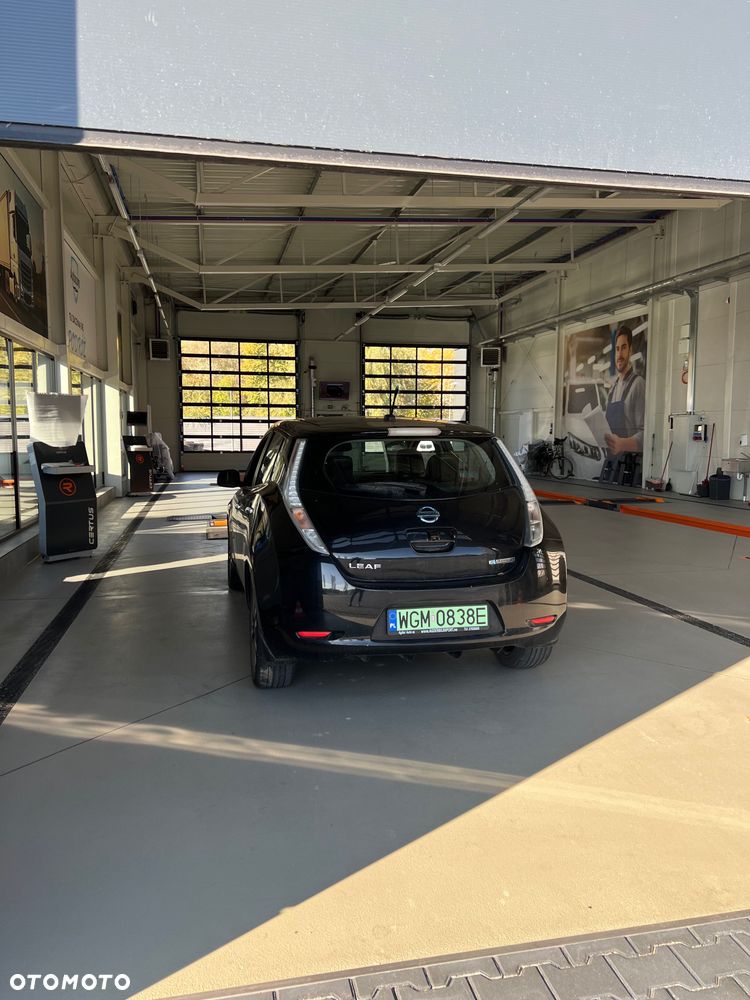 Nissan Leaf - 2