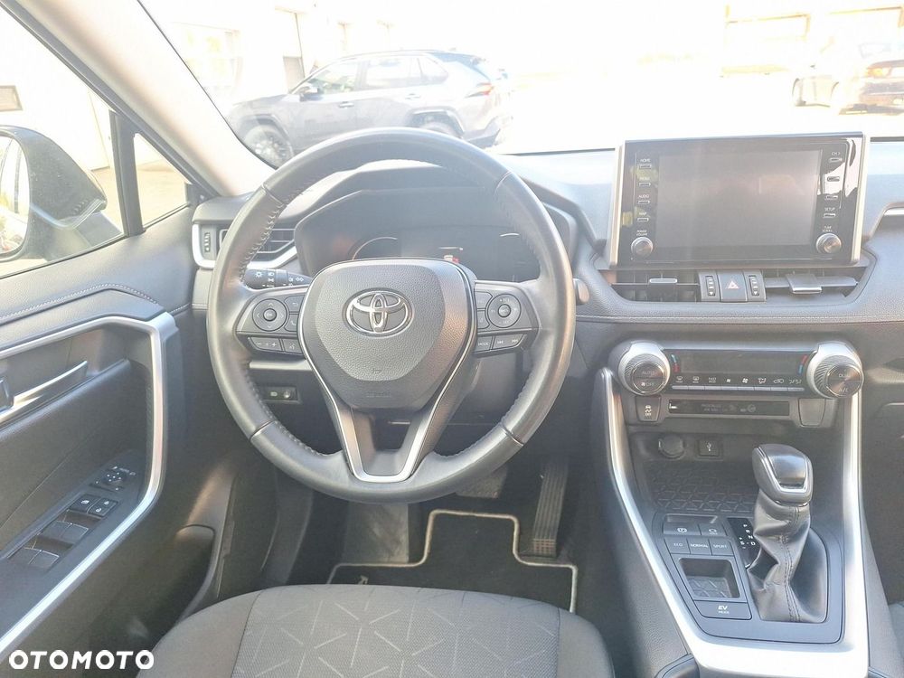 Toyota RAV4 - 12