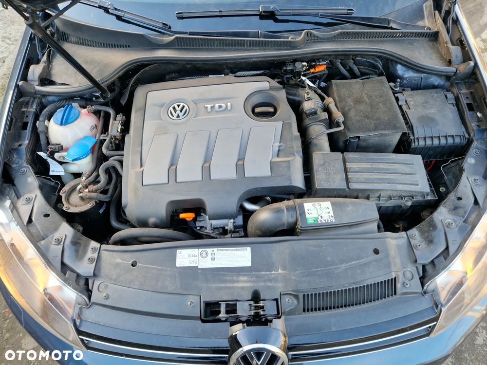 Volkswagen Golf - 10