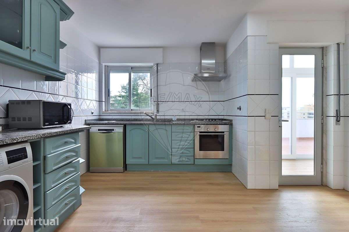 Apartamento T1 para arrendamento - Grande imagem: 2/14