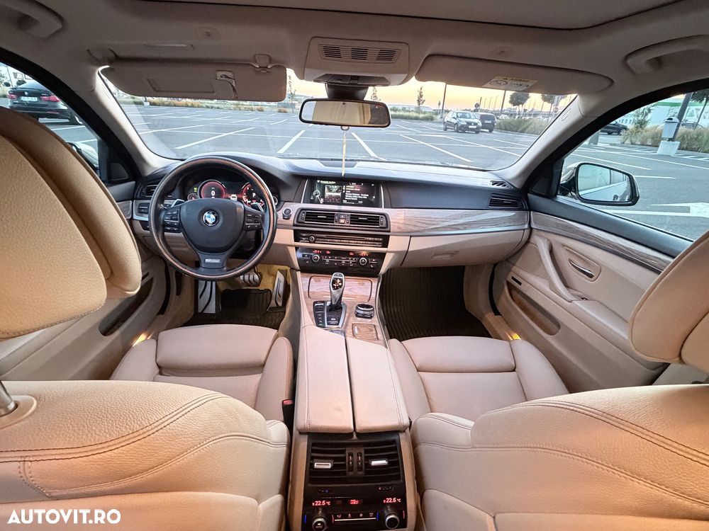 BMW Seria 5 530d xDrive AT - 22