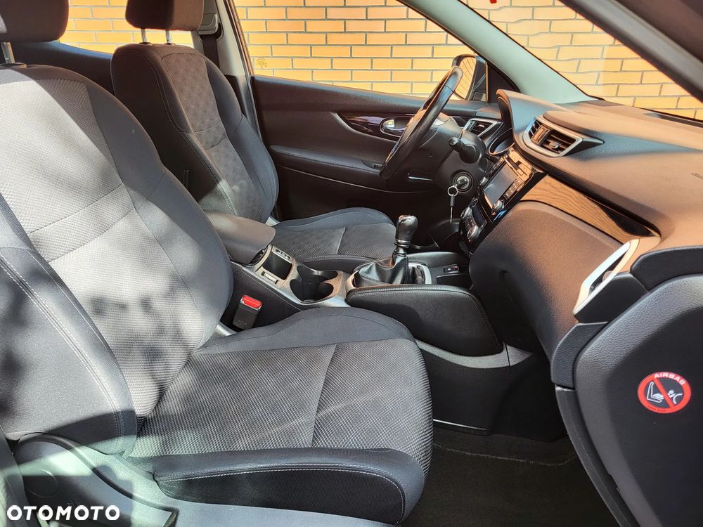 Nissan Qashqai - 11