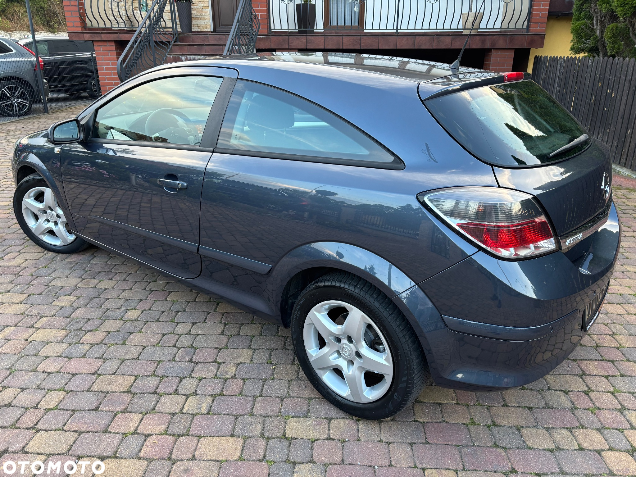 Opel Astra GTC 1.4 Cosmo - 20