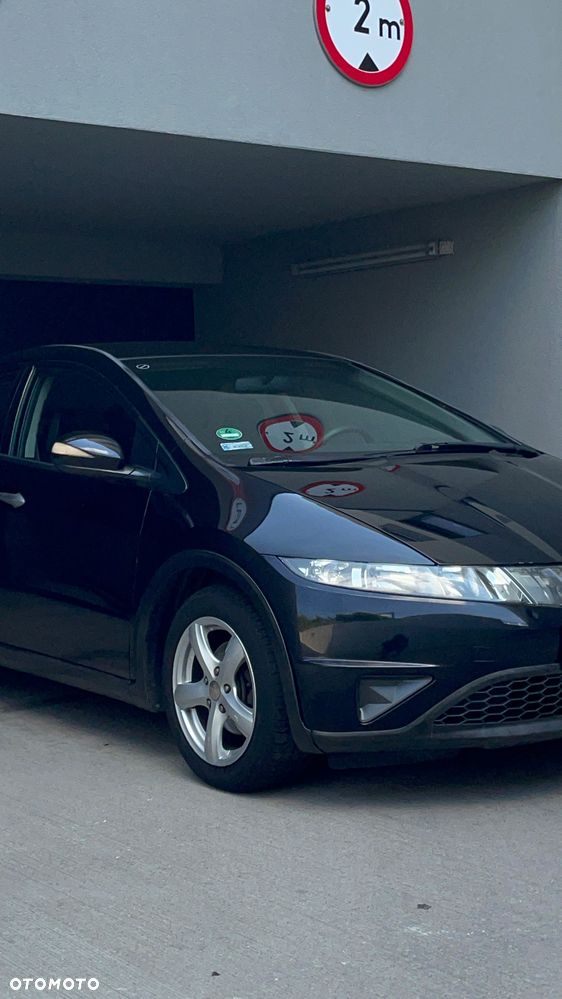 Honda Civic 1.8 Comfort - 2