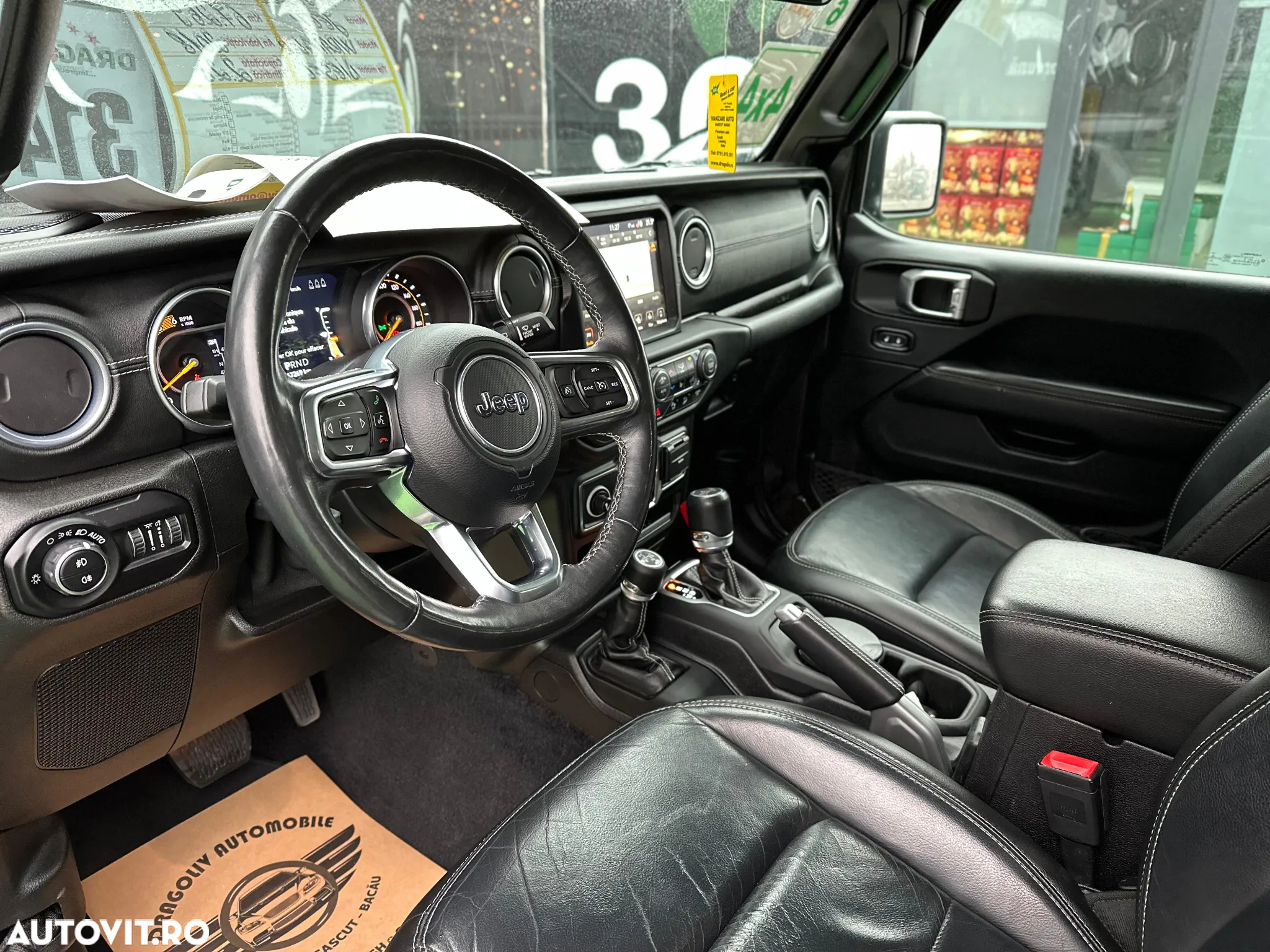 Jeep Wrangler - 5