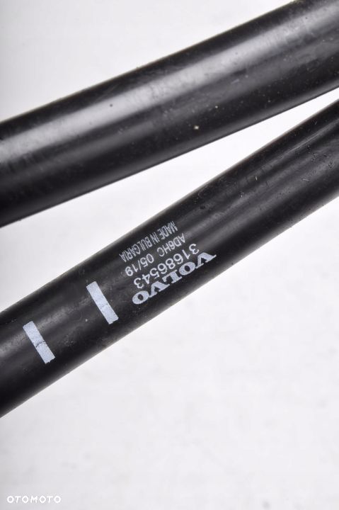 VOLVO XC90 II 2.0 16V T8 RURA PRZEWÓD WĄŻ 31686543 - 8