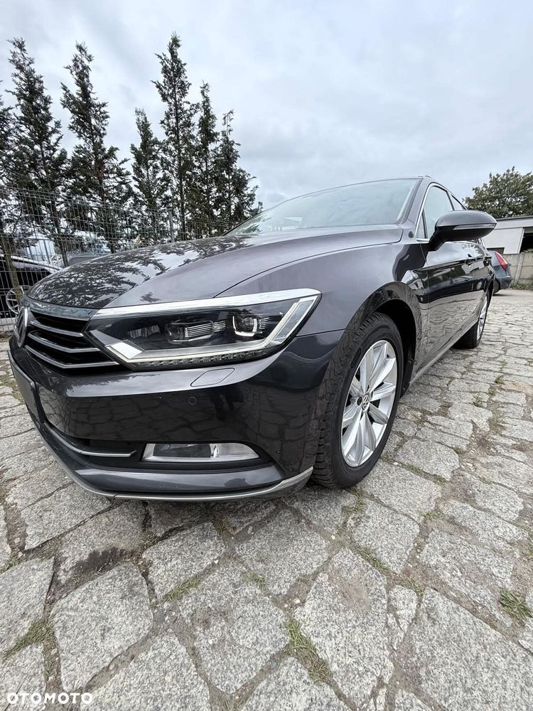 Volkswagen Passat - 19
